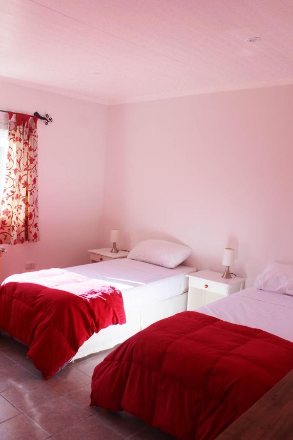 Hospedar Calafate - Los Lupinos Hotel El Calafate Kültér fotó