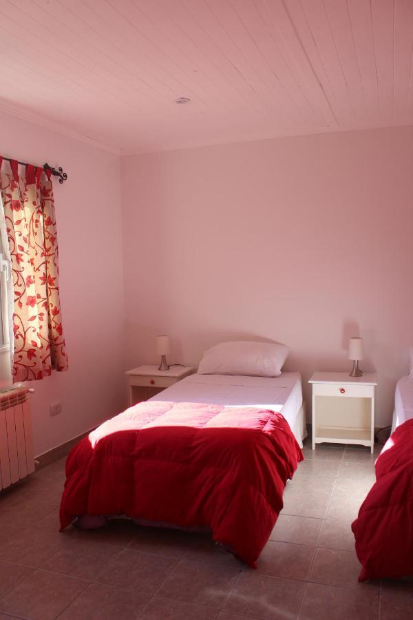 Hospedar Calafate - Los Lupinos Hotel El Calafate Kültér fotó
